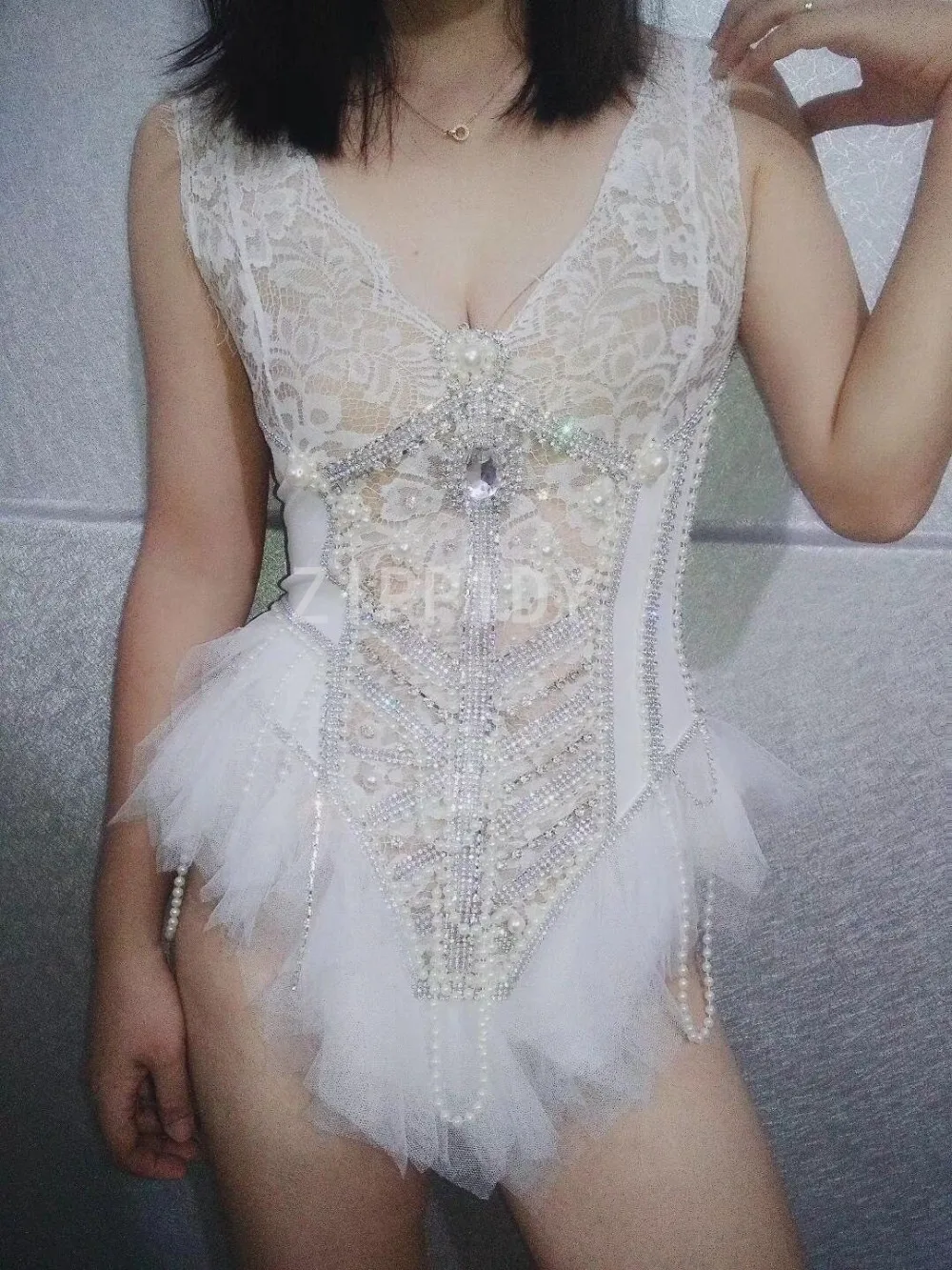 Birthday Clothes Performance Bodysuit Silver Rhinestones Pearls Beading White Bodysuit Women Singer Show Leotard Nightclub Prom