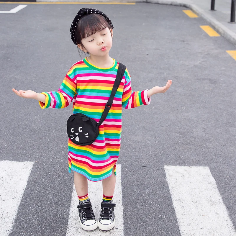 Платье в радужную полоску для маленьких девочек на осень и весну милое школьное
