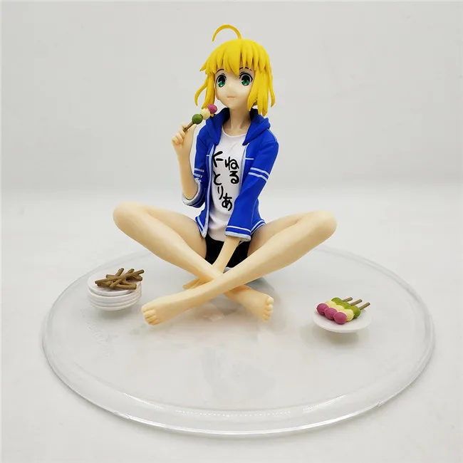 14 см японская Сексуальная Аниме Фигурка Fate saber eating ver Сидящая фигурка