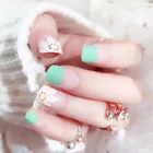 Накладные ногти женские в Корейском стиле с белыми цветами, летние маленькие свежие ногти с клеем, Короткие квадратные накладные ногти с полным покрытием