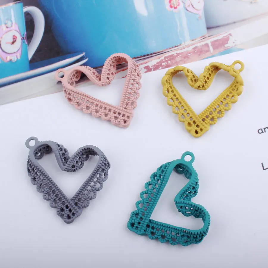 10 шт. 28*30 мм DIY корейские аксессуары спрей краска для выпечки Эмаль Сердце