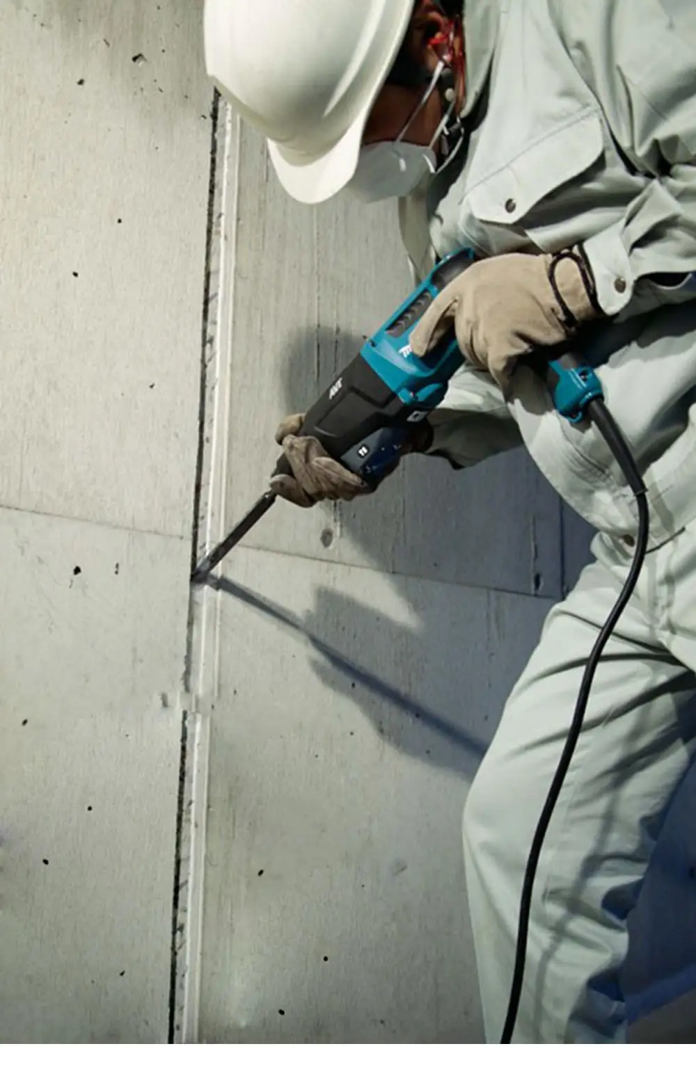 Перфоратор Makita HR2611F светильник AVT чрезвычайно низкая вибрация встроенный рабочий светильник Три функции 800 Вт 4, 600ipm 1200 об/мин