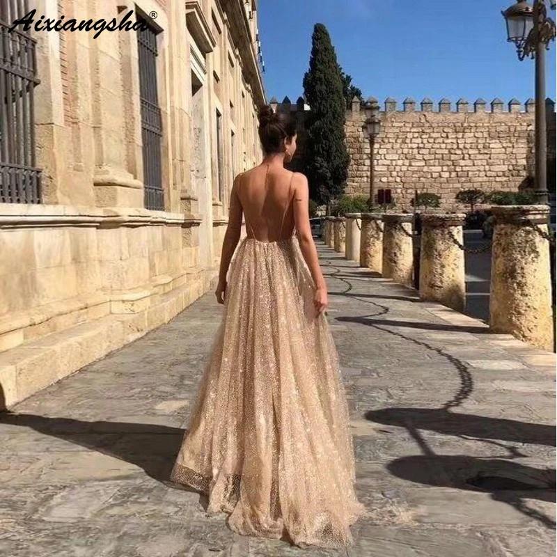Сверкающие вечерние платья для выпускного вечера vestidos de graduacion ТРАПЕЦИЕВИДНОЕ ПЛАТЬЕ на тонких бретелях с v-образным вырезом и открытой спиной с блестками Золотое длинное платье для выпускного вечера