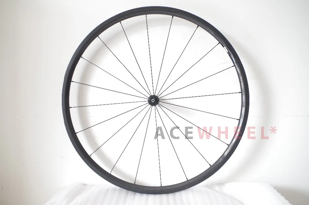 Прямая тяга 700c 24 мм Углеродные клинчерные дорожные велосипедные колеса Powerway R36