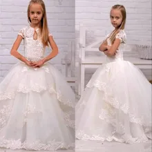 Платье принцессы с короткими рукавами аппликацией из бисера и