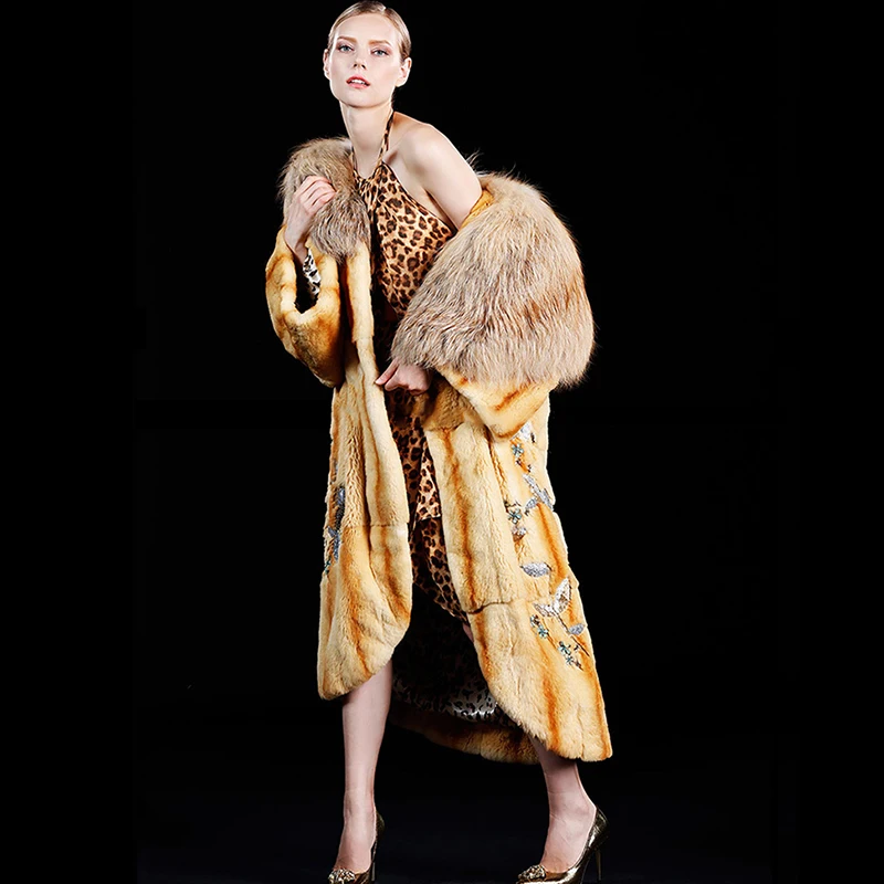 LVCHI 2019 Natural fur winter Long coat luxurious import Limited customization real mink Wild fox Collar Platinum grade fur coat