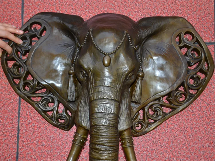 Бронзовая подвеска в виде носа слона Киргизия как настенная художественная