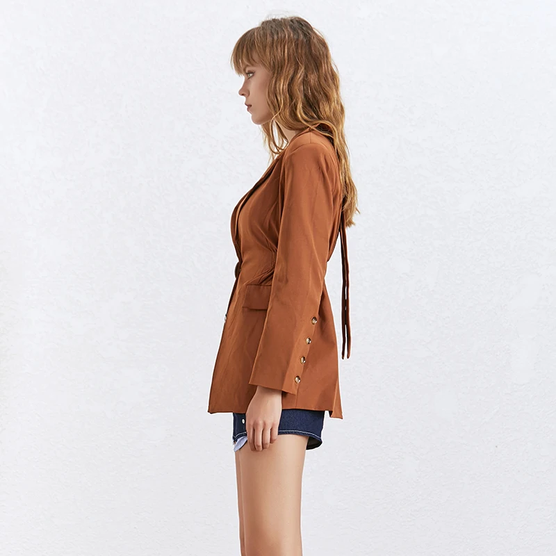 Женский однотонный Блейзер TWOTWINSTYLE офисный пиджак с отложным воротником и