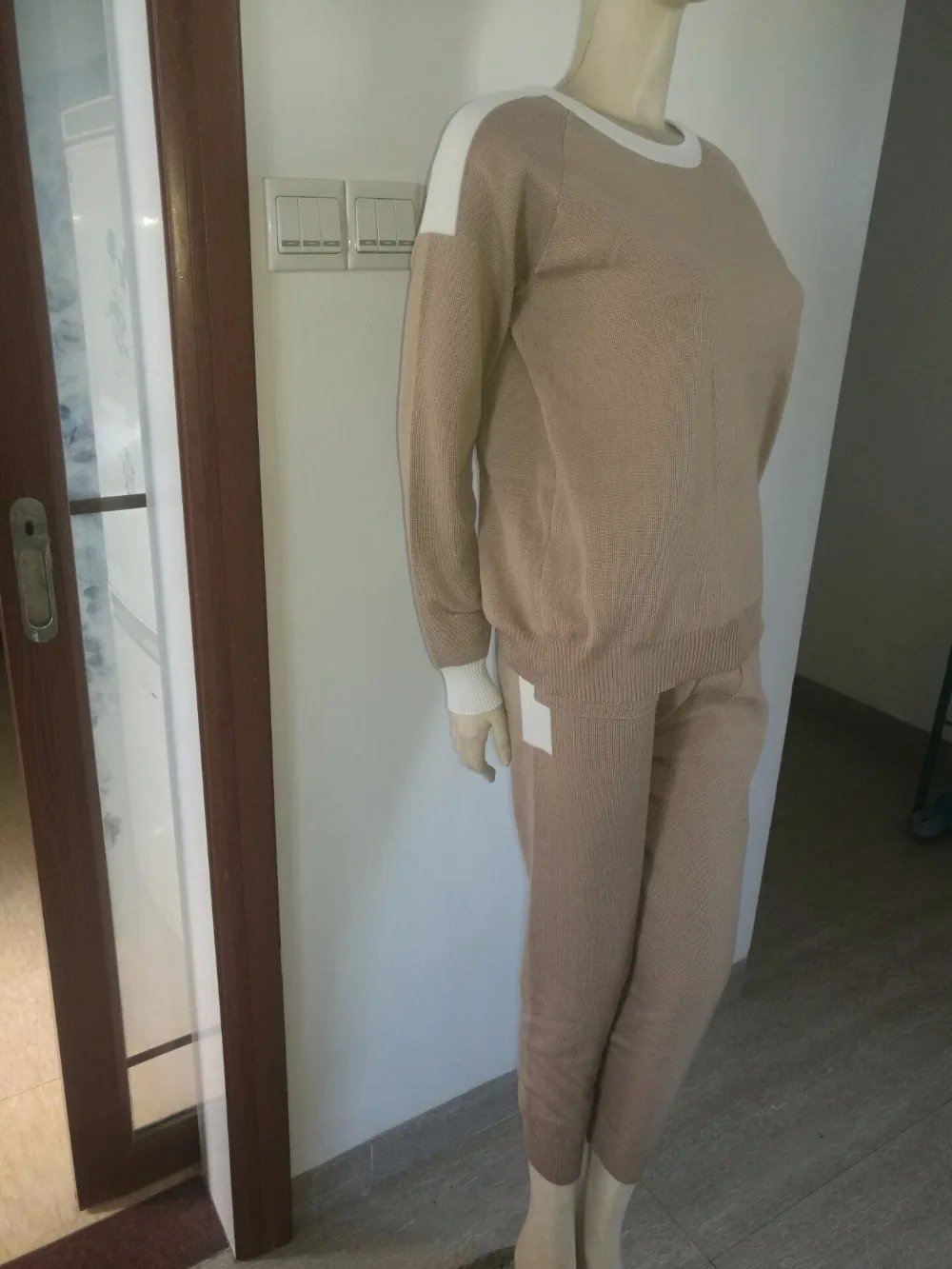 2017 осенне зимний цветной свитер с круглым вырезом брюки вязаный спортивный