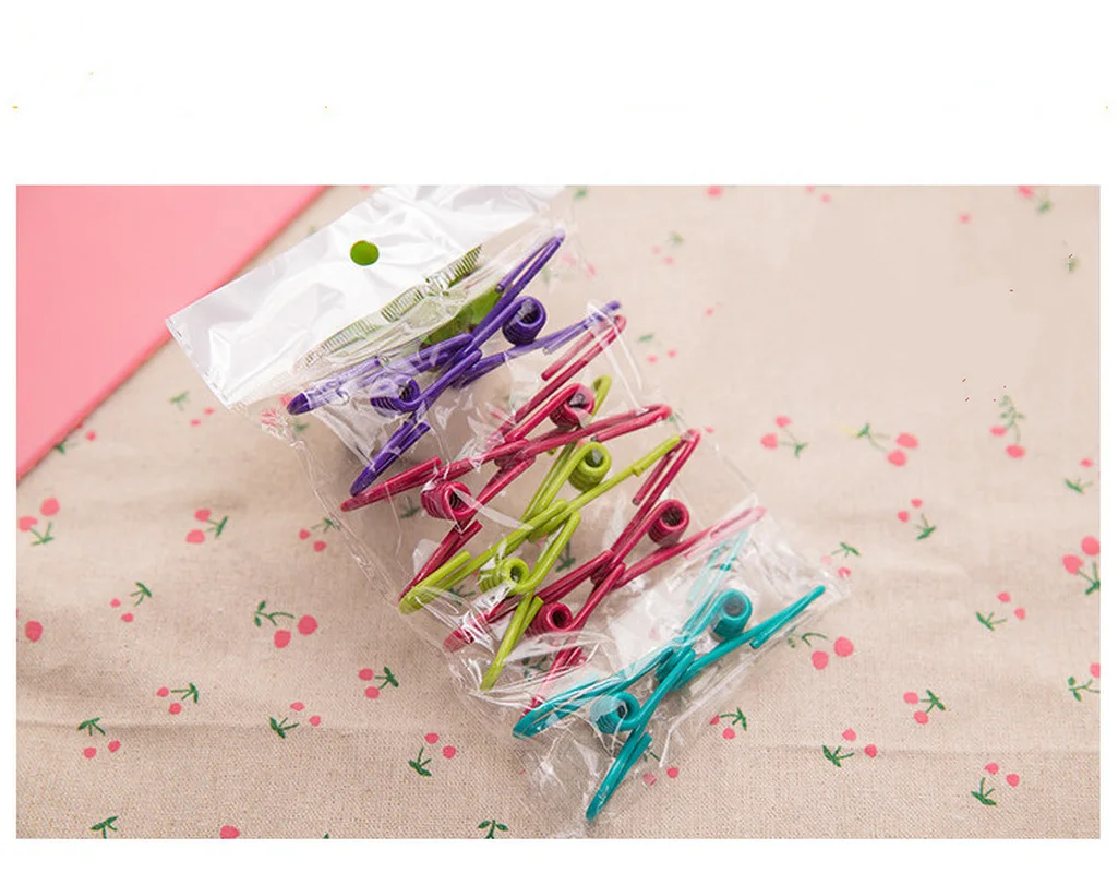 

10pcs Candy color clothespins hanging clips hooks clothes pins use for dry socks, office folder home accessories
