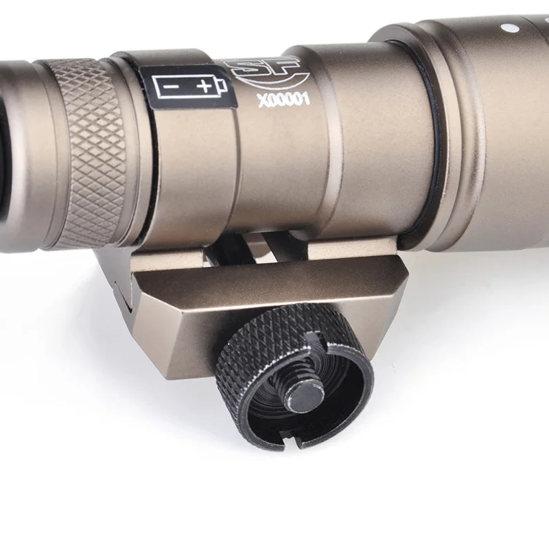 Seigneer очки для страйкбола тактические M300W KM1-A Скаут Strobe Light Выход Охотничий Тактический военный оружейный фонарь светодиодный фонарик полная версия EX385