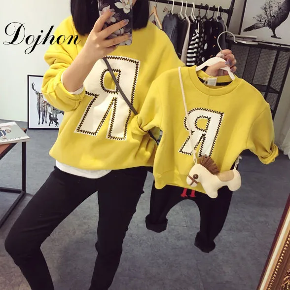 Зимние бархатные одинаковые комплекты для семьи футболки Одежда с буквой R мам и