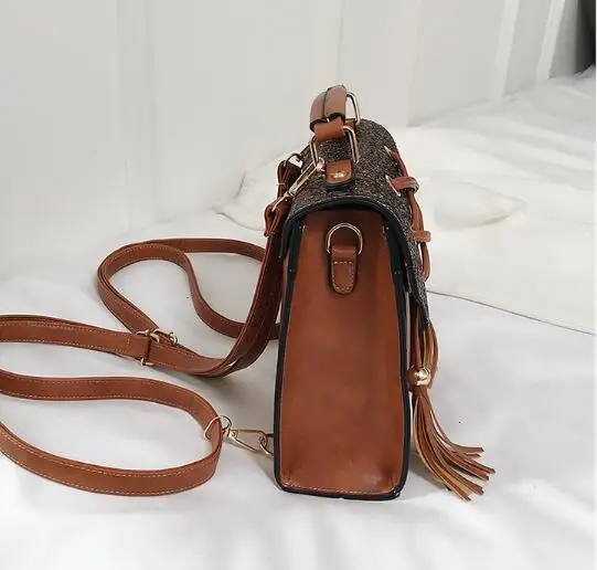 New Design Sequin Women Backpack Solid Hasp Female Bag Fashion Girls School Bags Lady Small PU Tassel Leather Bag Women Backpack