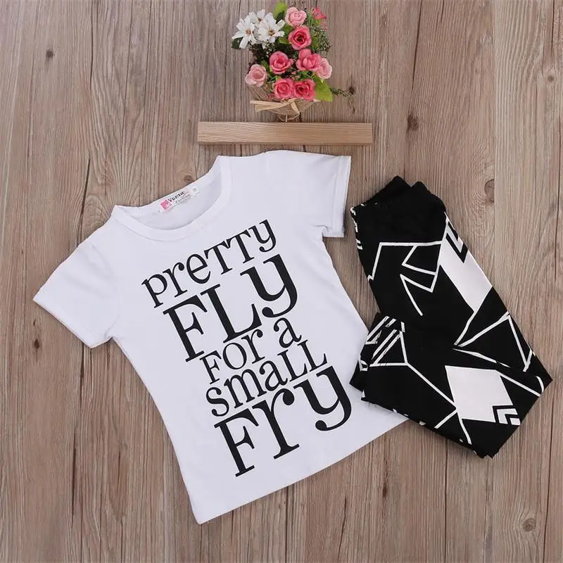 Футболка Топы + штаны Повседневная одежда Модный комплект летней одежды для