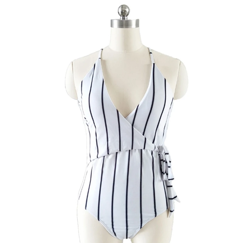 Цельный женский купальник с V-образным вырезом и открытой спиной | Спорт