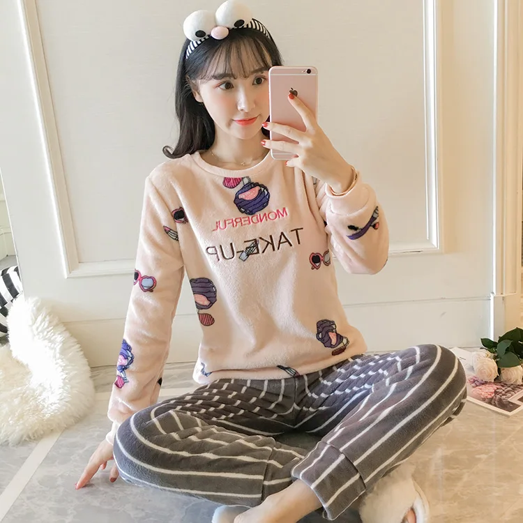 

sleep wear pyjama femme feminino night wear thick o-neck large lover sleepwear women cartoon coral fleece lounge set
