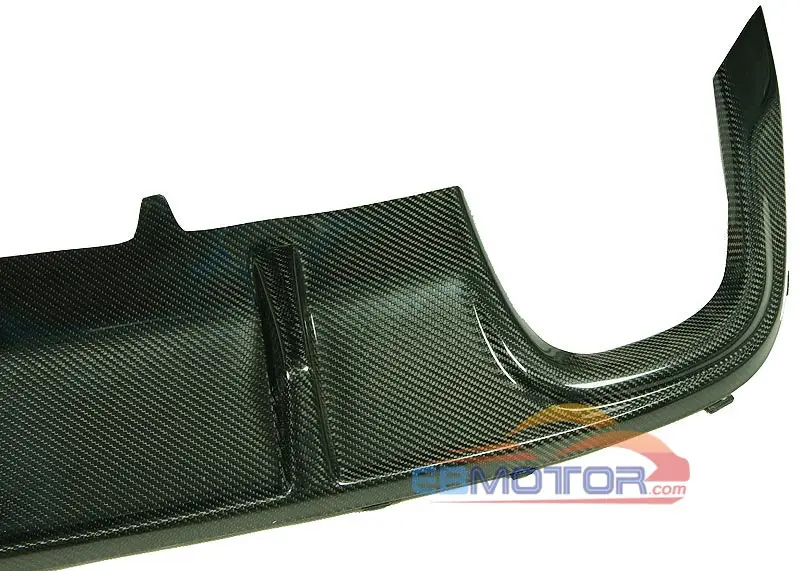 Настоящее углеродное волокно R-Line Стиль диффузор губа на задний бампер спойлер
