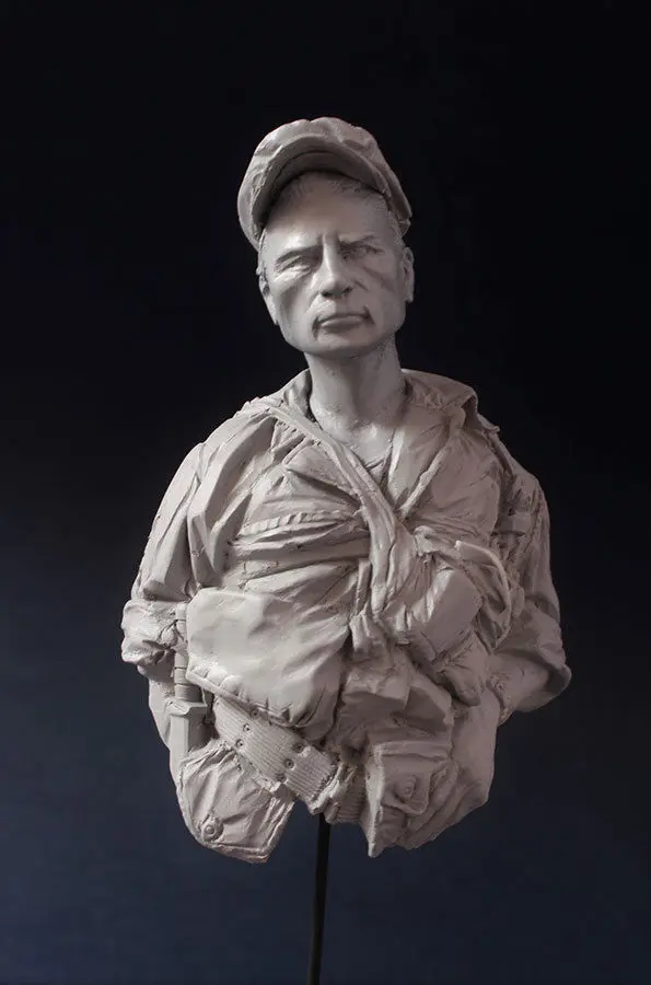 

New Unassembled 1/10 US ancient man bust Resin Figure Unpainted Model Kit
