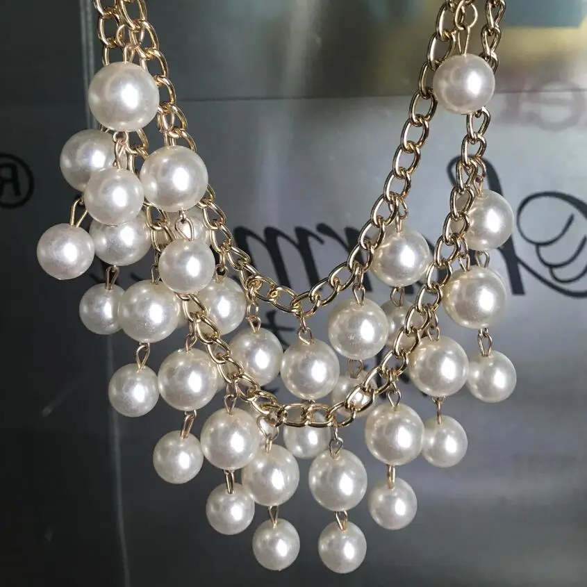 

Hot Sale 2 Broke Girls Caroline Same Big Simulated Pearl Choker Necklace for Women Dress Accessories