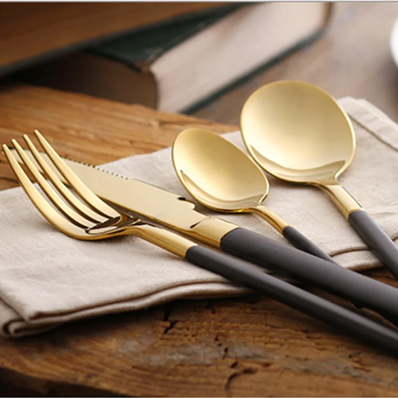 Столовая посуда из высококачественной нержавеющей стали с золотистой головкой 4