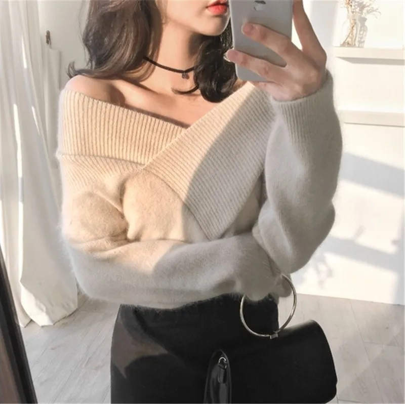Sexy Cold Shoulder Halter Knitted Sweaters Women Casual Streetwear Beige Pullover Autumn Winter jumpers 2018 | Женская одежда