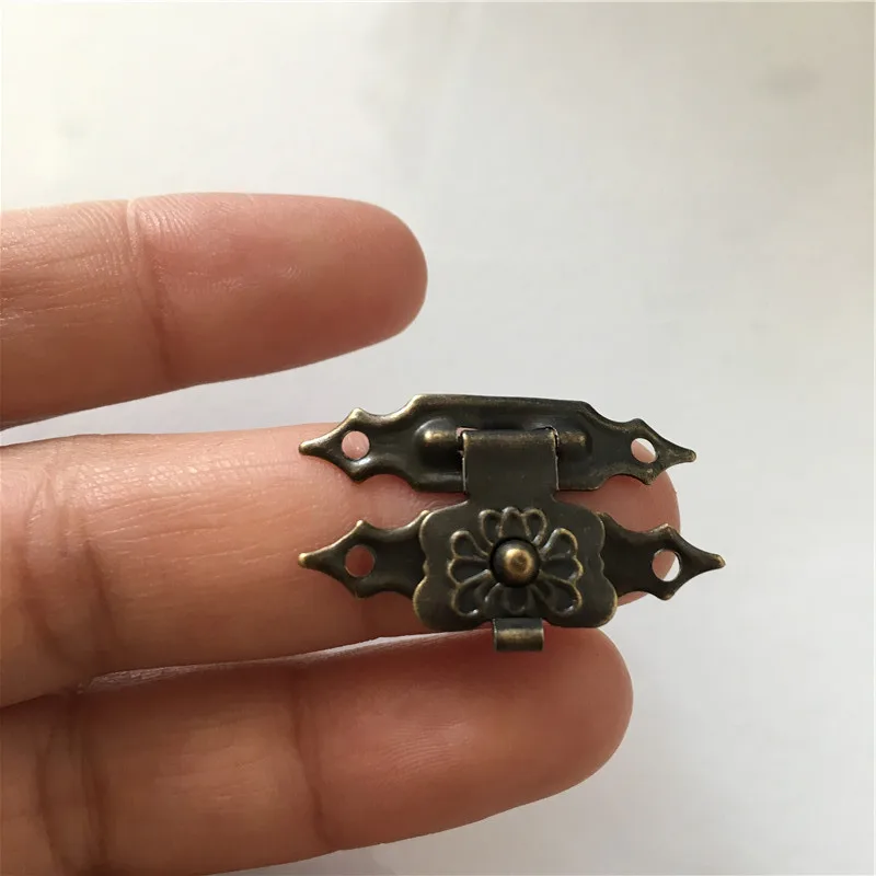 

Старинные железные шкатулки для ювелирных изделий LOCK