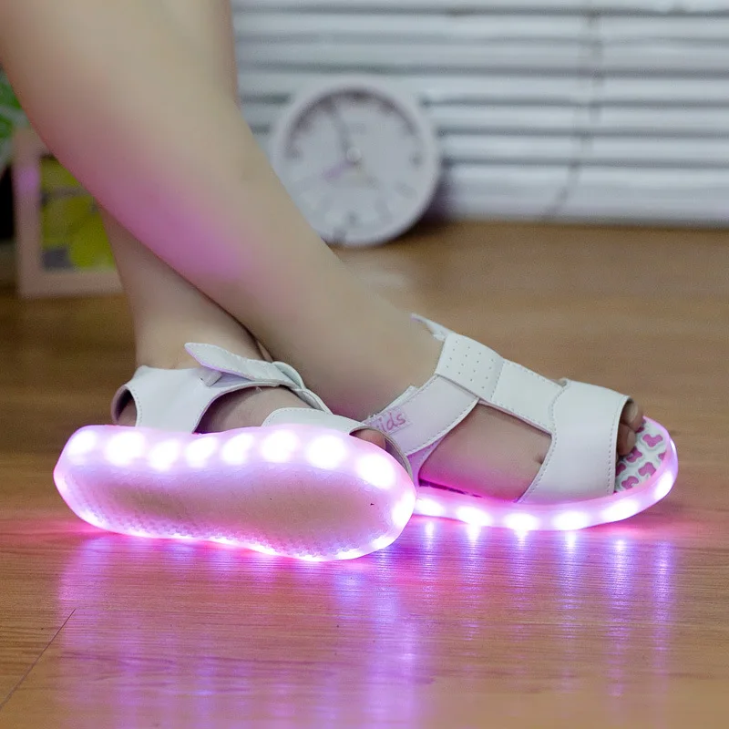 Сандалии для мальчиков и девочек с usb зарядкой детская обувь со светодиодной