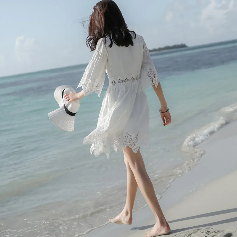 Женское Короткое платье в богемном стиле белое кружевное с v образным вырезом и