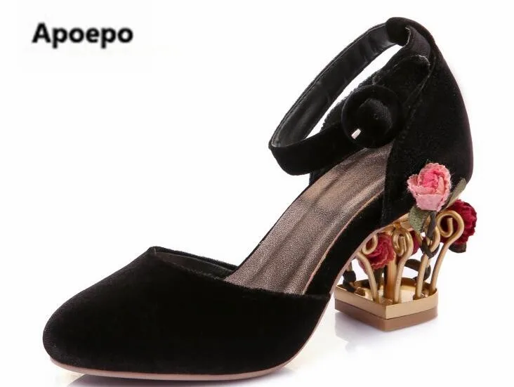 Туфли-лодочки свадебные с круглым носком на среднем каблуке | Обувь