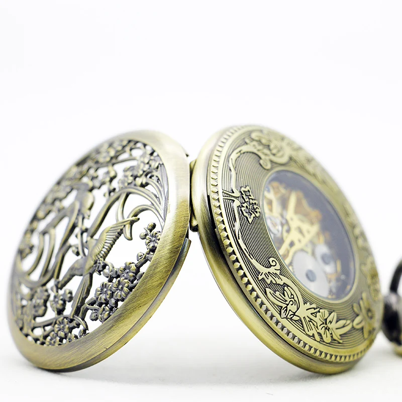 Antique Flying Bird Couple Hollow Relief Mechanical Pocket Watch Vintage Gentleman Style Accessories Pendant Necklace Clock