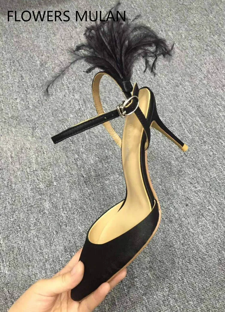 Черные лакированные туфли лодочки на высоком каблуке с острым носком Летняя