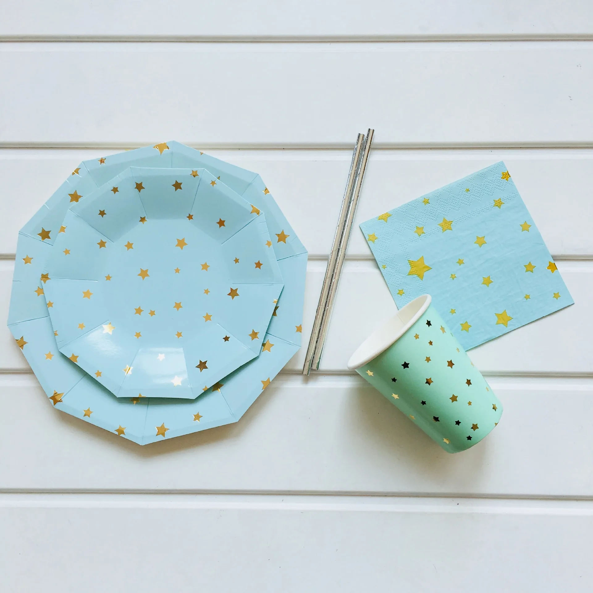 Pentagram / Star Star Theme Disposable Tableware Sets Party Plates Cups Paper Straws Birthday Party Decorations Party Supplies
