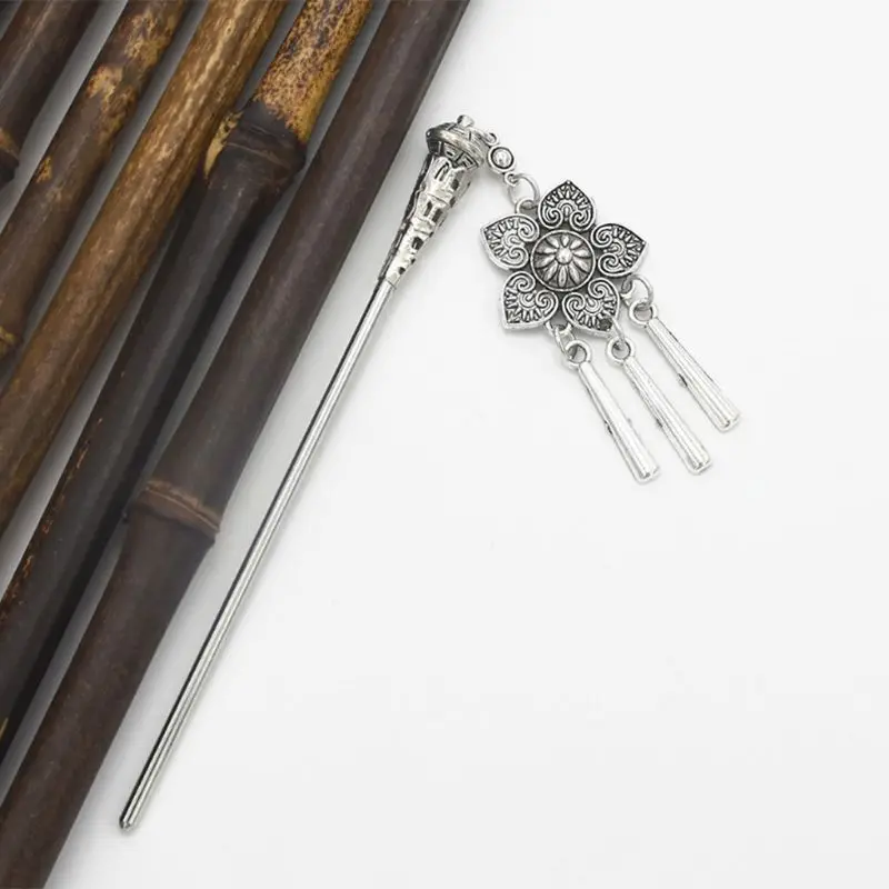 

2018 New Retro Hairpin Chinese Hair Stick Vintage Tassel Floral Headwear Antique