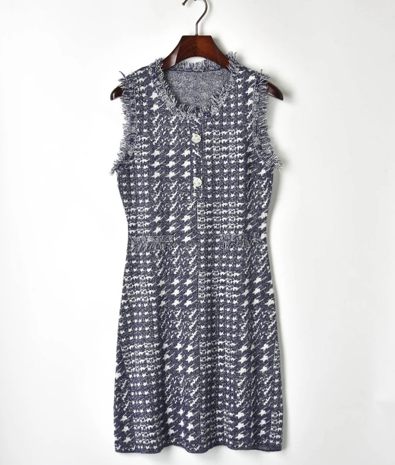 Женское трикотажное платье без рукавов SHTONGHUA Белое Облегающее жаккардовое в