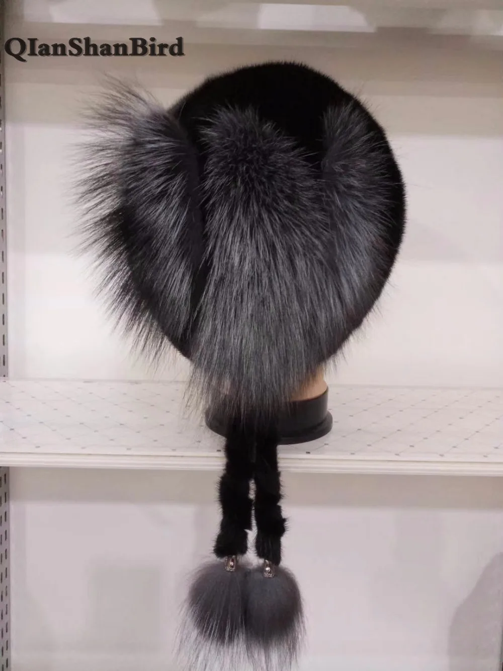 2018 New Style Women Mink Fur Hats with Silver Fox Stripes Real Tails High Quality 100% Caps | Аксессуары для одежды