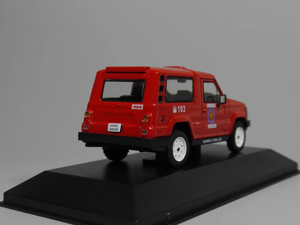 I XO 1:43 игрушечный автомобиль Gurgel carматес из сплава игрушки для детей детские