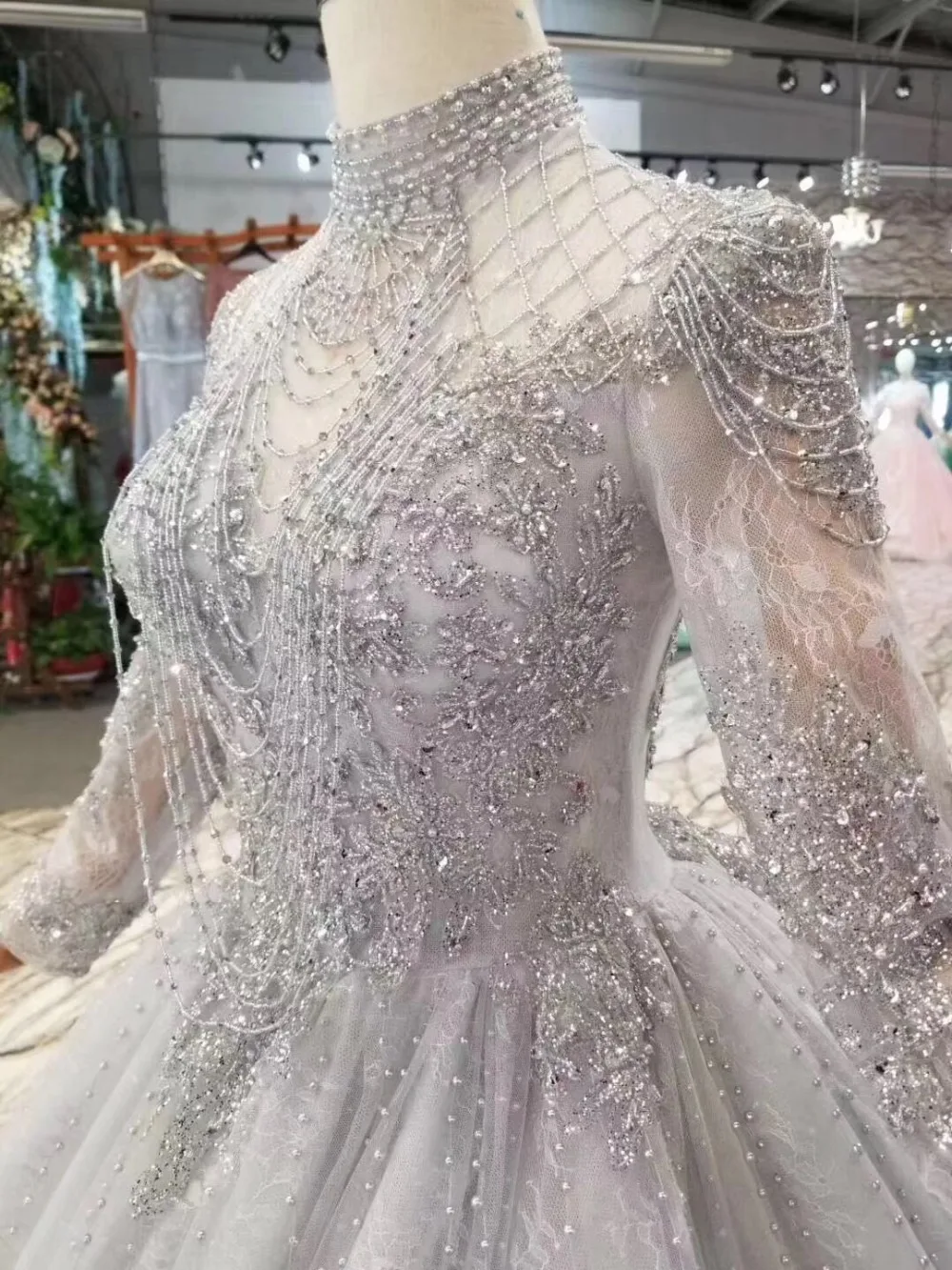 Роскошное платье CloverBridal из бисера с вертикальной цепочкой ярко синее арабское
