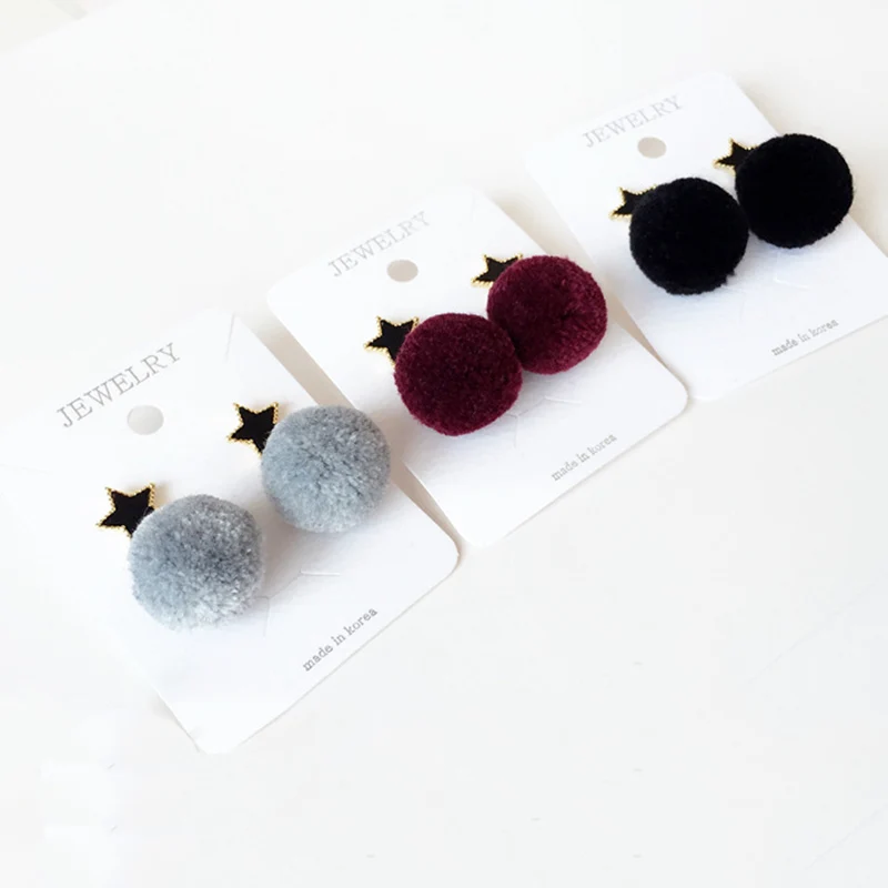 2017 New Korean fashion Black Star Stud Earrings Cute Pom Ball Women Ear Studs Jewelry ear jewelry | Украшения и аксессуары