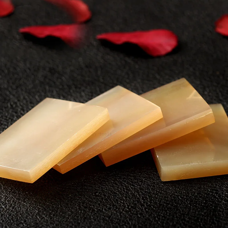 

sheep Horn piece Knife handle patch Engraving material Waist card Pendant jewelry 60*40*5mm