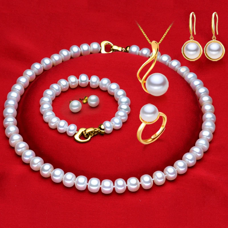 Комплект из колье и серёг серебра 2017 пробы с натуральным пресноводным жемчугом |