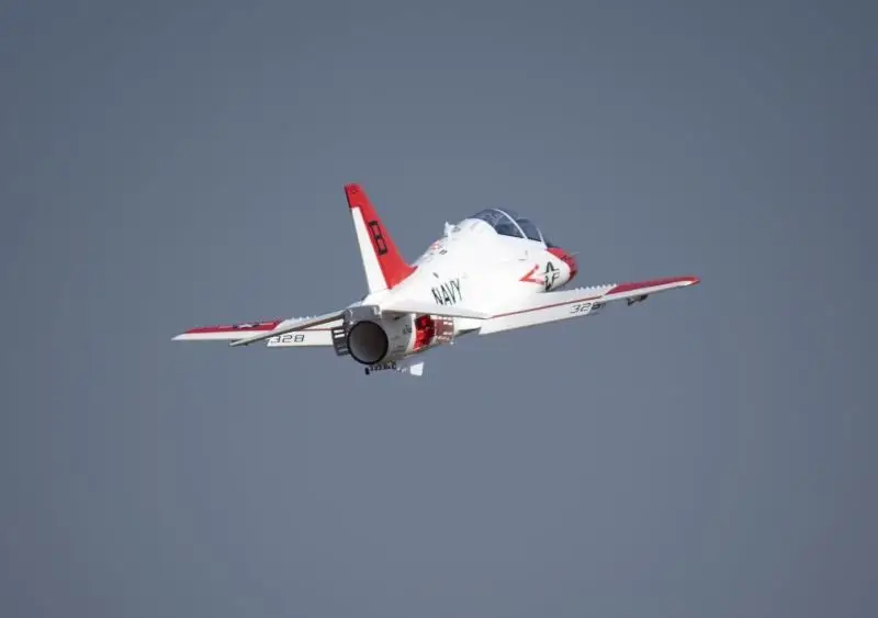 Окончательного Би Электрический струйный T 45 тетеревятник самолет T45 90 мм