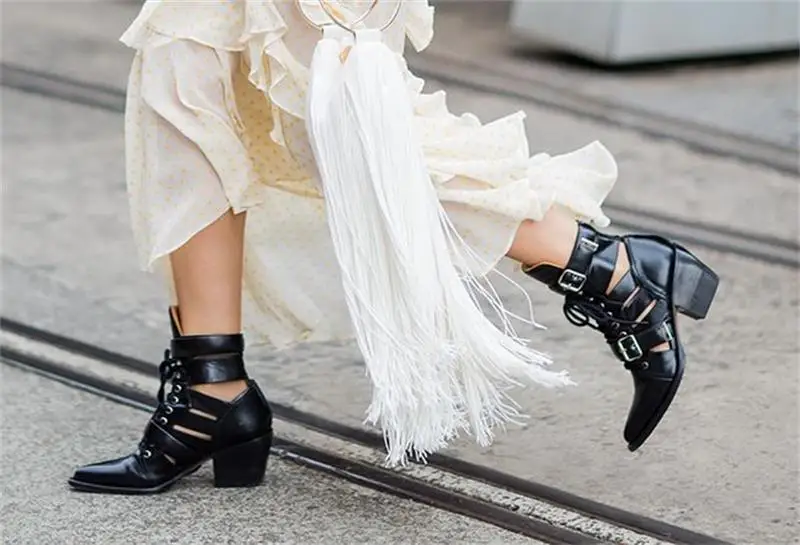 Женские черные ботильоны на низком каблуке с пряжкой и заклепками Zapatos Mujer