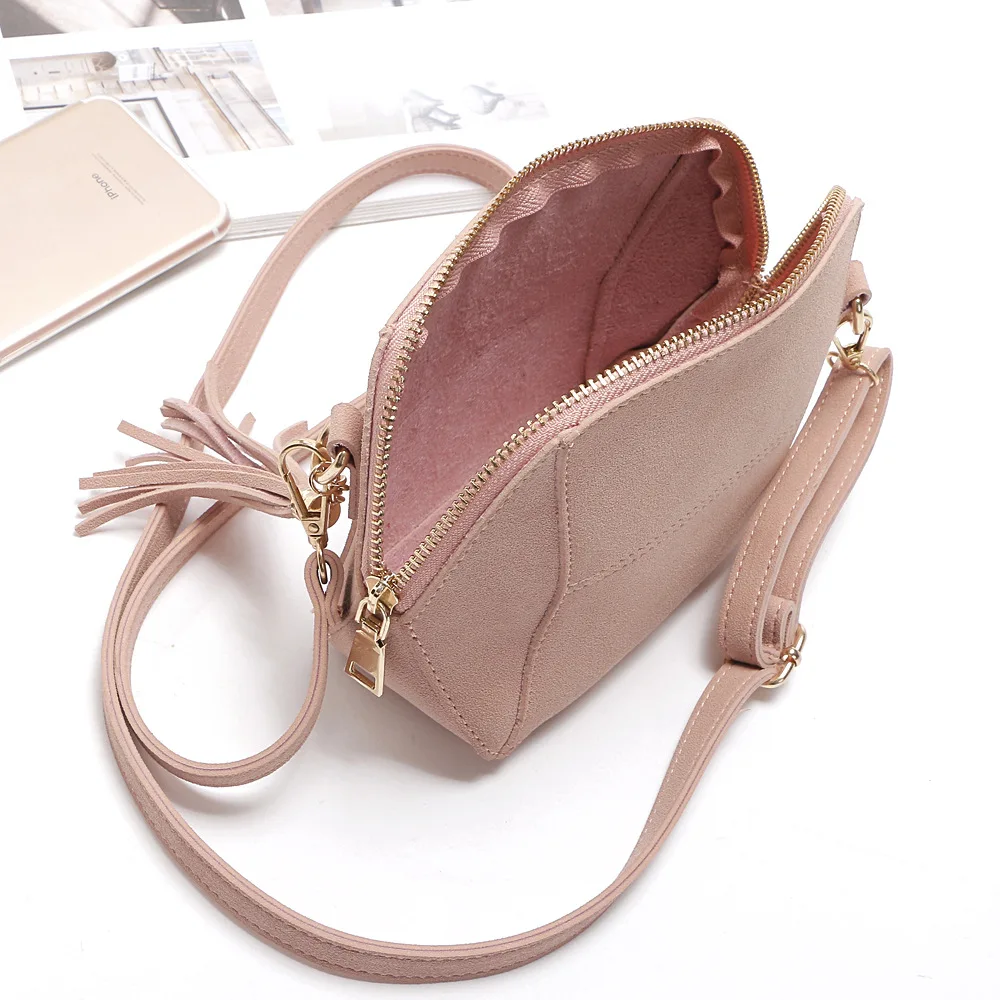 Женская сумка из искусственной кожи маленькая Классическая с кисточкой Q001