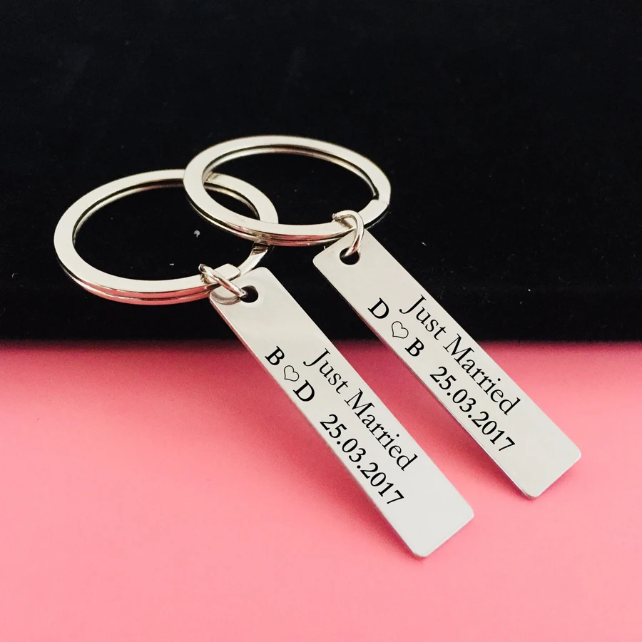2PC Customized Date Engraved Name Initial Letter Just Married Stainless Keyring For Couples Wedding Anniversary Gifts Keychain |
