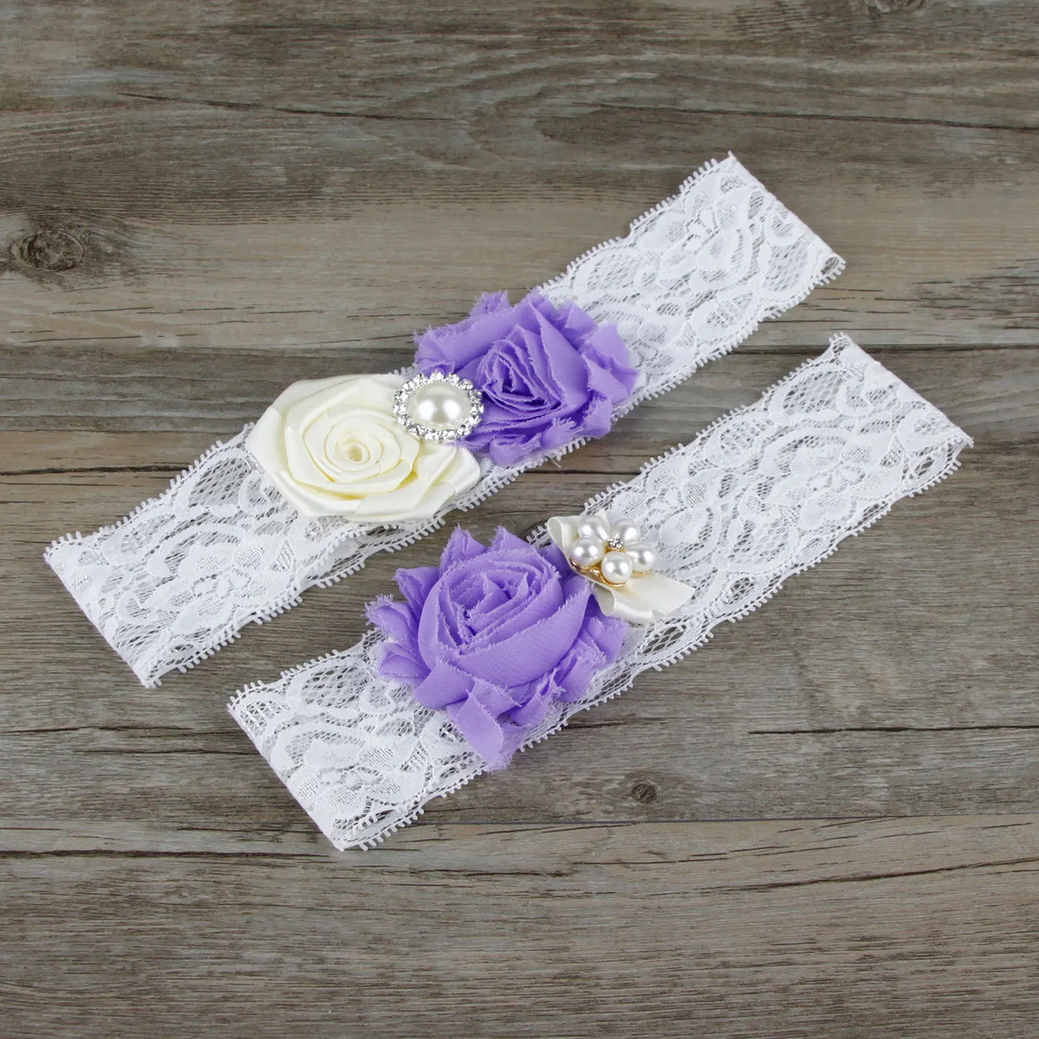Selling 1 pack of 2 white and elegant vanilla colored Garters bride wedding accessories thigh decoration | Дом и сад