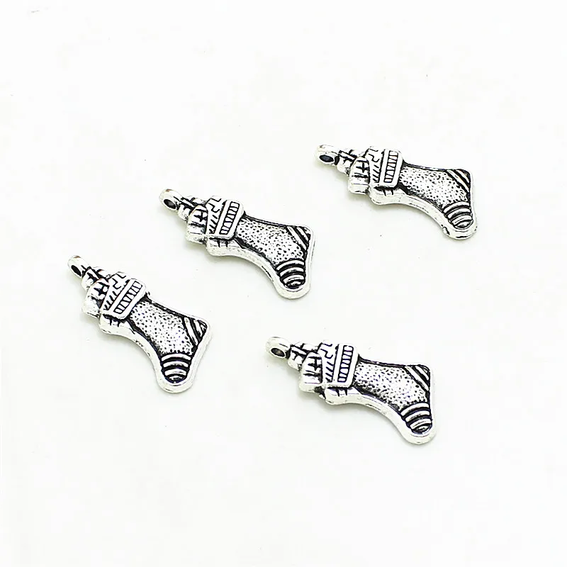 40pcs 12*24mm Christmas Lovely Socks Charms Vintage   Metal Zinc Alloy Trendy Jewelry Christmas Decoration Pendant  D0988