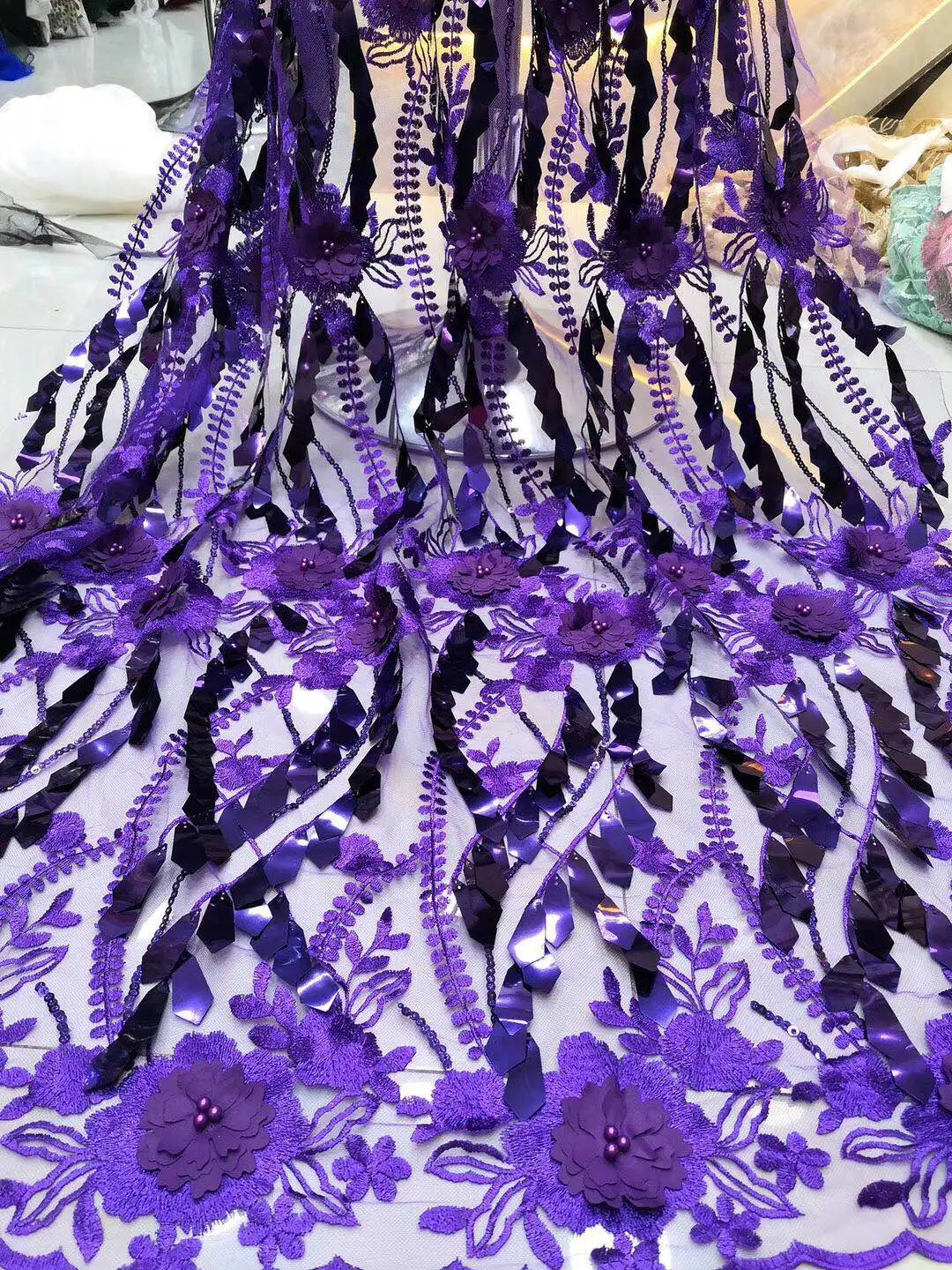 

2019 Latest French Nigeria Lace Fabric High Quality Sequined Tulle African Lace Fabric Wedding French Tulle Lace FJ32881