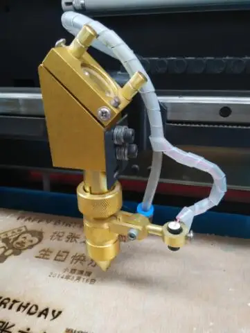 60 Вт МДФ Лазерная резка машина с Авто вверх и вниз сотовой рабочий стол |