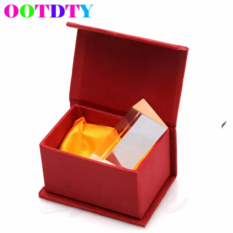 

5 см треугольные призмы, обучение, оптическое стекло, тройная физика, световой спектр, Mar31 _ 25