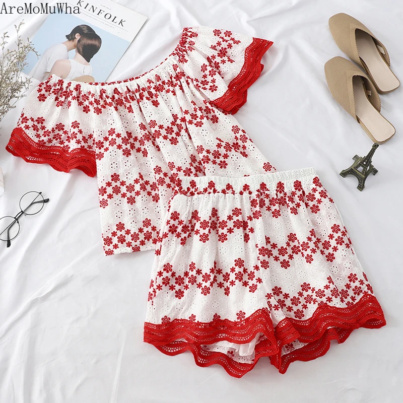 

AreMoMuWha Fashion Sets Female Hook Flower Word Collar Off-shoulder Shirt Short-sleeved Shirt + Wide-leg Shorts Two-piece QX371